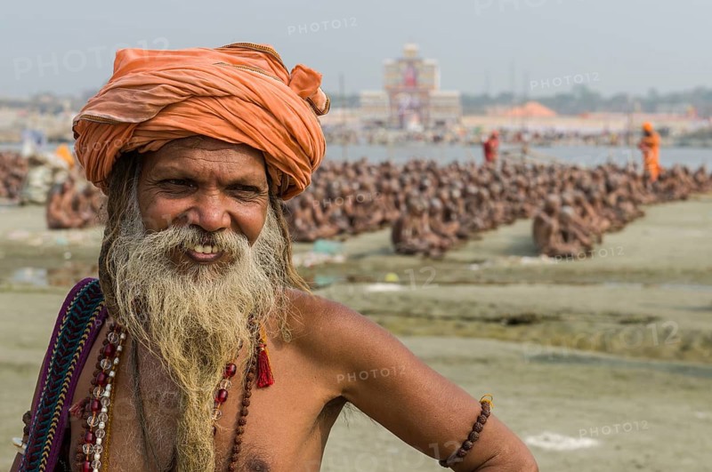 Guru guiding the initiation of new sadhus at the Sangam