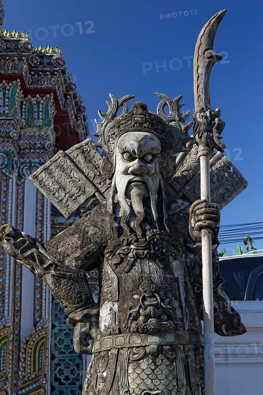Guardian figure at Phra Maha Chedi Si Ratchakan