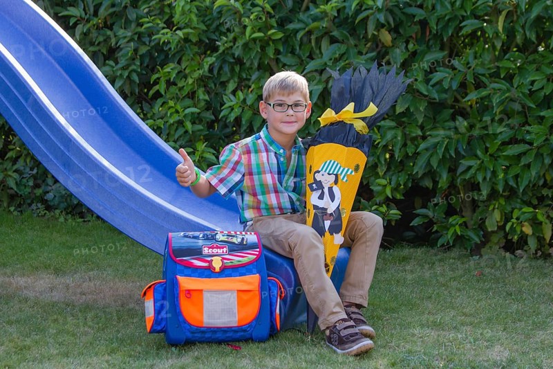 Boy holding a 'Schultuete'