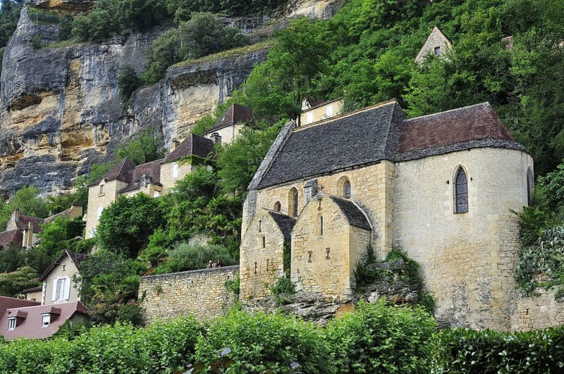 The village church of La Roque-Gageac