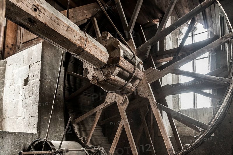 Driving wheel for the tower lift in 'Daniel'