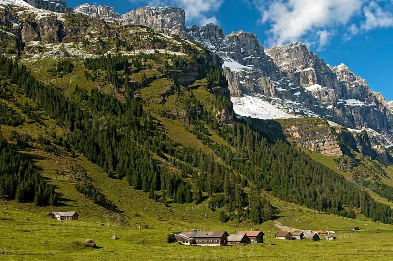 Mountain farms in the Urnerboden high valley at the foot of the Glarus Alps