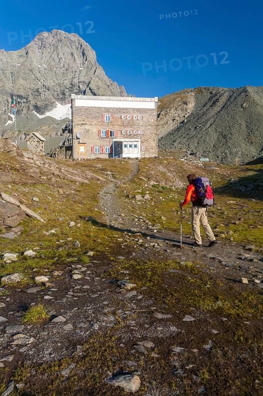Hikers at the Rifugio Gastaldi refuge