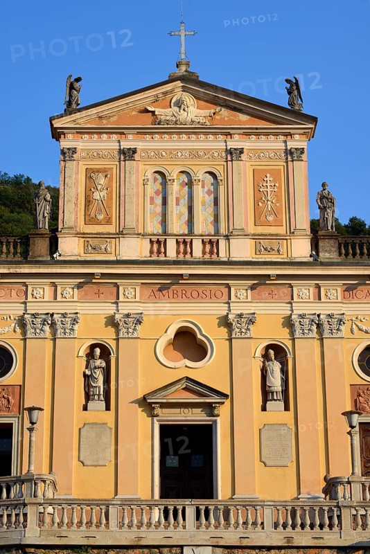 West facade of the Parish Church of Sancto Ambrosio in the evening light