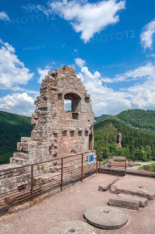 Burg Fleckenstein Castle or Chateau du Fleckenstein
