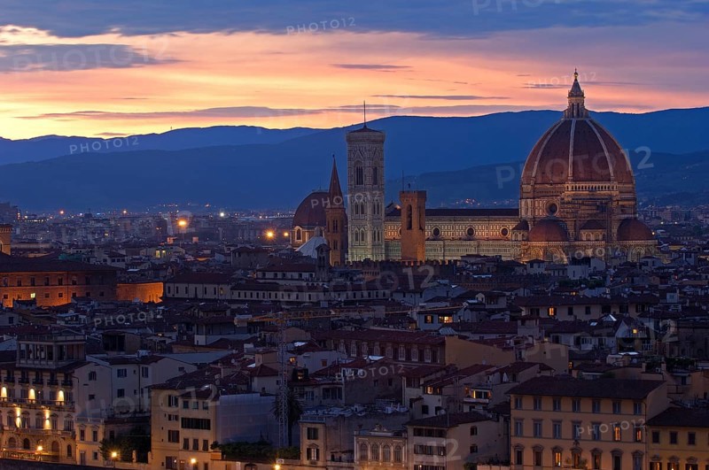 Florence Cathedral or Basilica di Santa Maria del Fiore at dusk