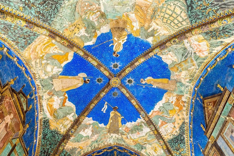 Decoration frescoes with the pilgrim Bianca Pellegrini