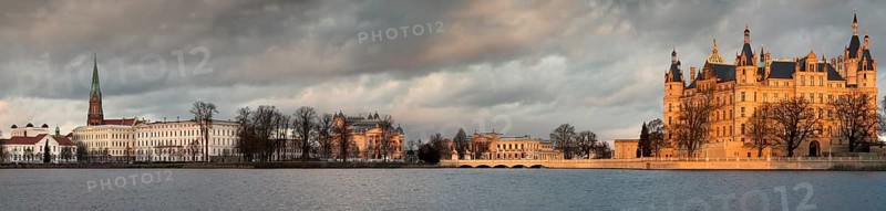 Burgsee lake with Schloss Schwerin Castle