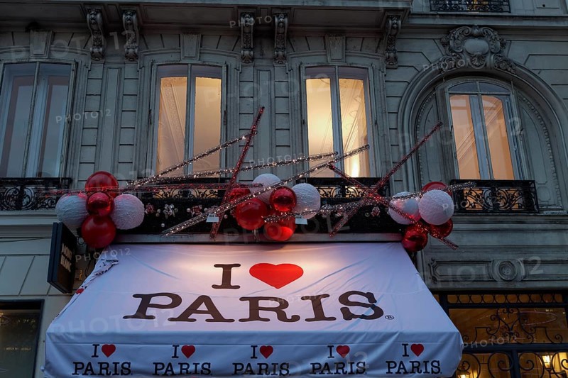 I Love Paris souvenir shop with Christmas decorations