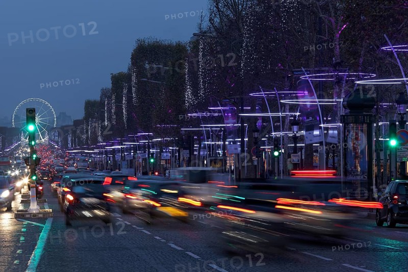 Avenue des Champs-Elysees