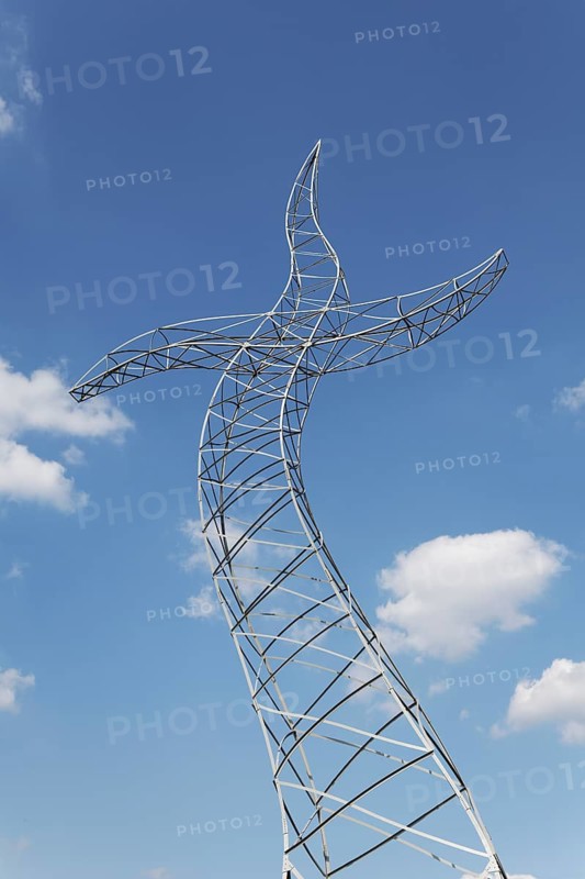 Dancing electricity pylon