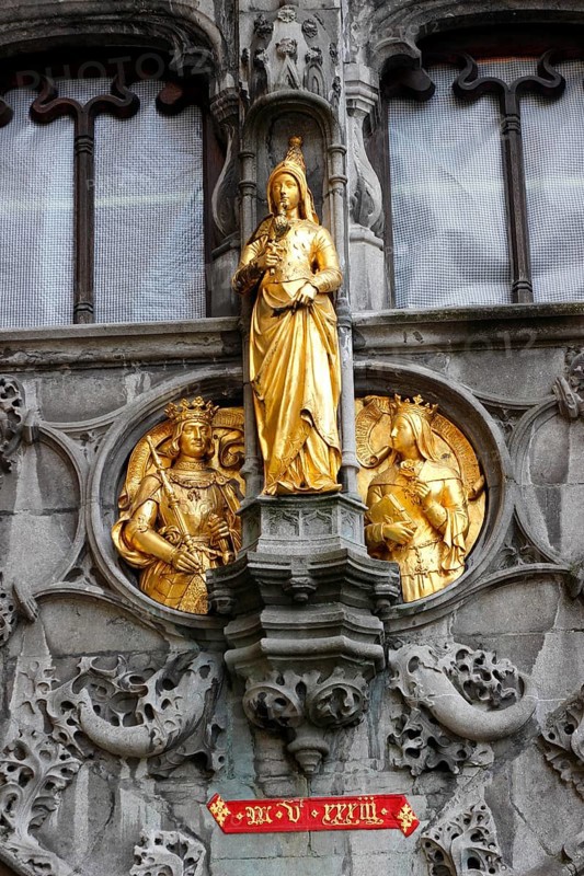 Gilded statue