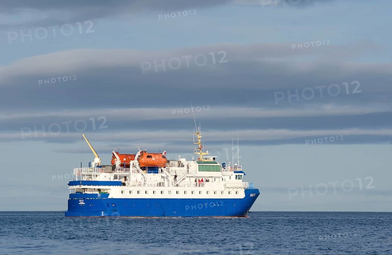 Expedition cruise ship