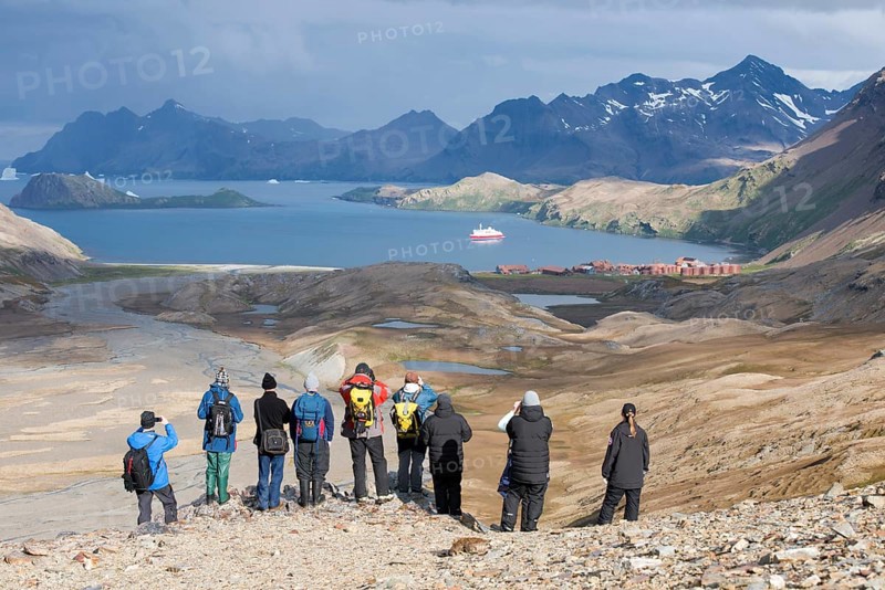 Hikers of the Shackleton Walk