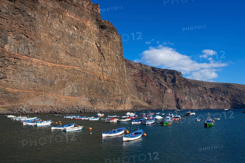 Fishing boats in the harbour of Vueltas