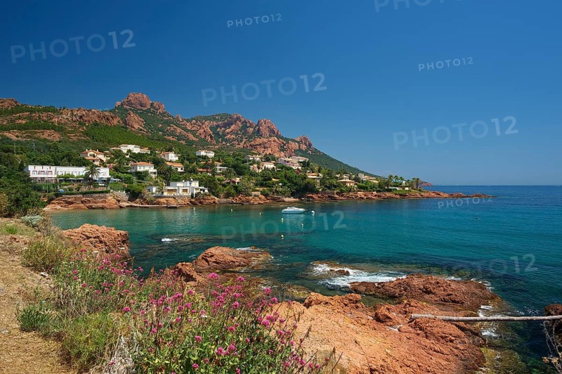 Beach Plage d'Antheor and Cap Roux