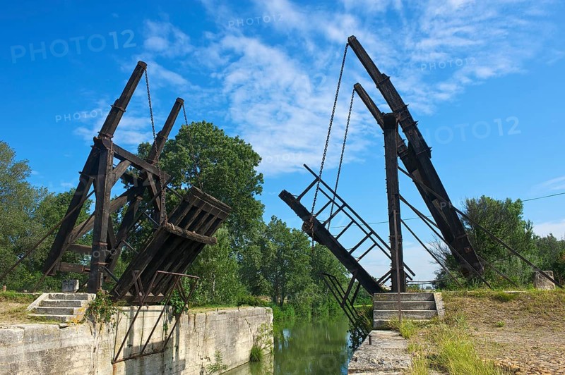 Pont Van Gogh