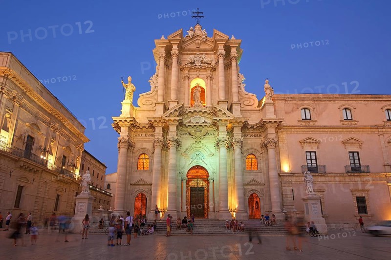 Cathedral Square with the Cathedral of Santa Maria delle Colonne