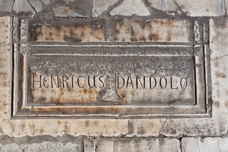 Tomb of Henricus Dandolo in the south gallery of Hagia Sophia