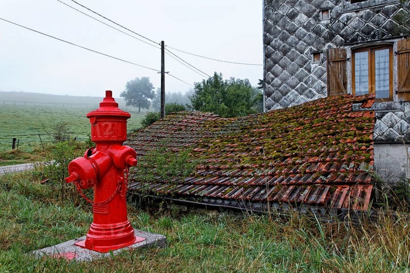 Red fire hydrant