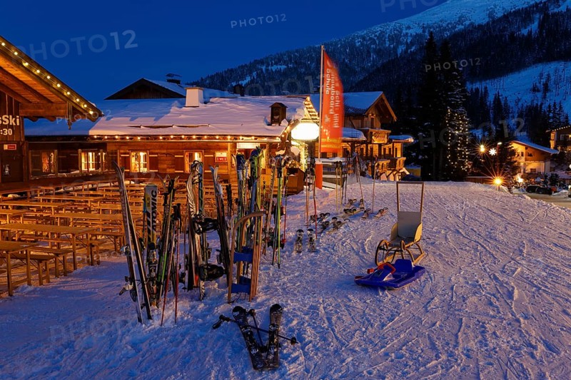 Apres ski chalets