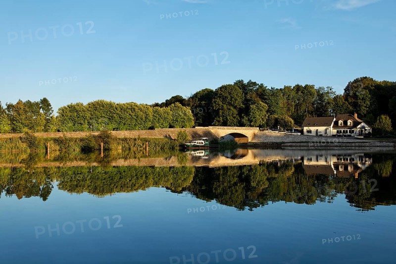 Houseboat on the Saone