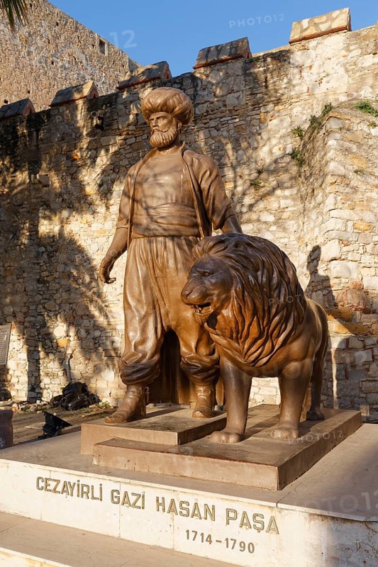 Monument to Cezayirli Gazi Hasan Pasa in front of the Cesme Fortress