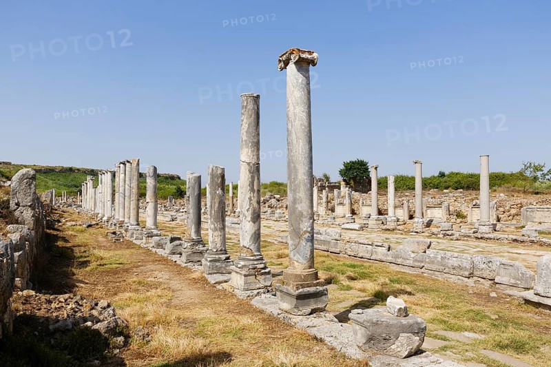 Colonnaded street