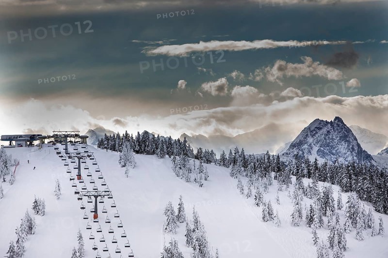Chair lift on Eiberg Mountain in the Wilder Kaiser Ski World