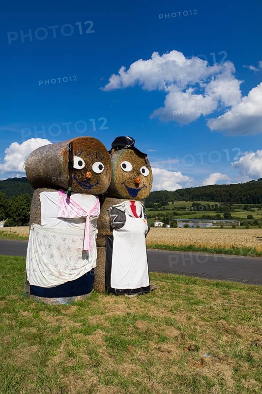 Figure of a couple