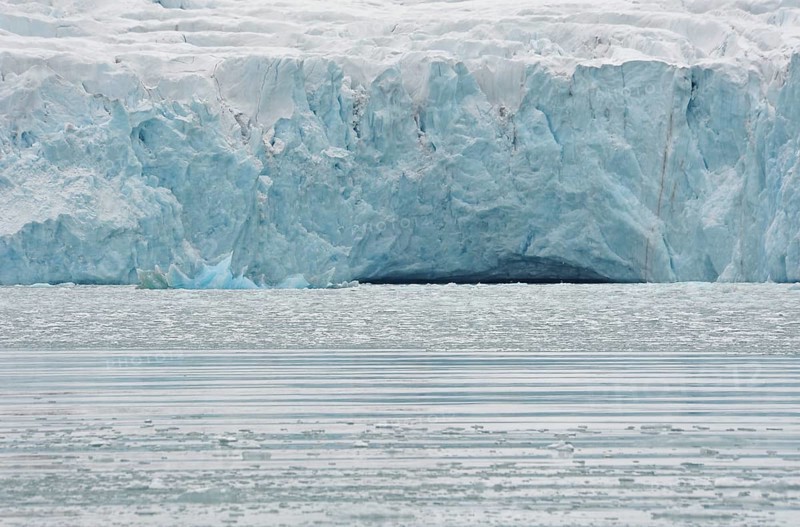 Magdalenefjorden Glacier