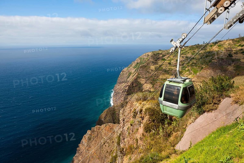 Cable car on the cliff coast of Santa Maria Madalena