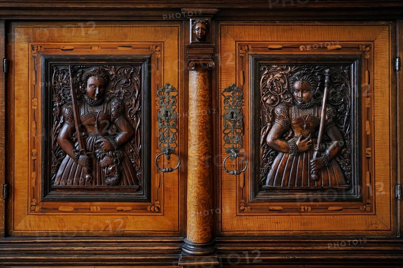 Wood carved reliefs in a cabinet from about 1535