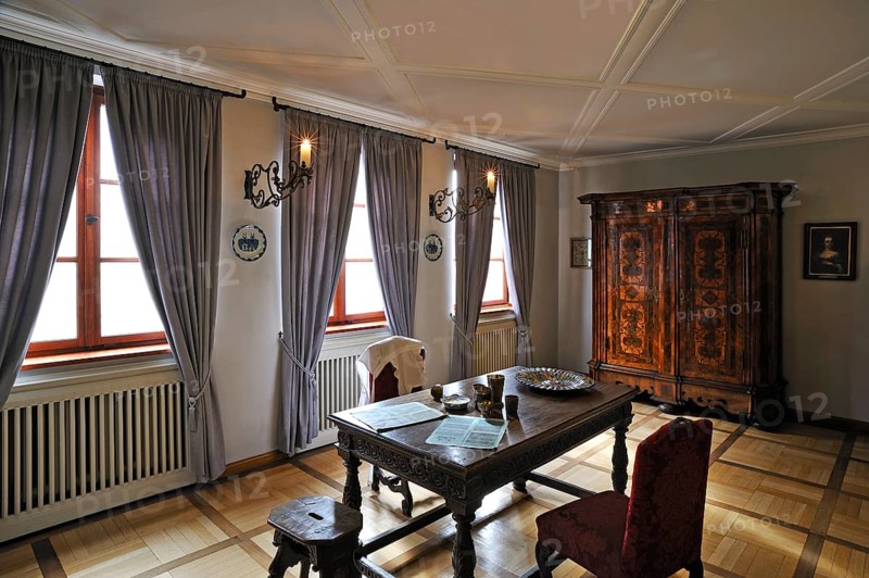 Baroque room with a cupboard from the 18th century