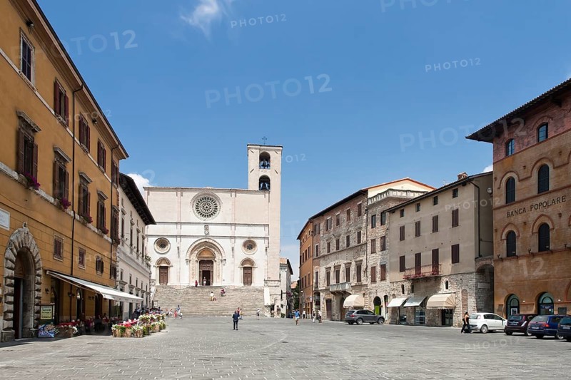 Piazza del Popolo square