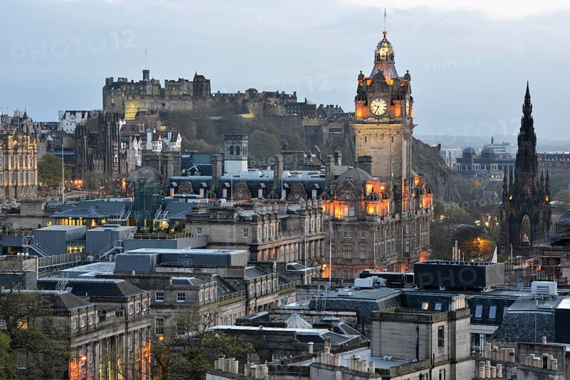 View of the historic centre from Calton Hill with Edinburgh Castle