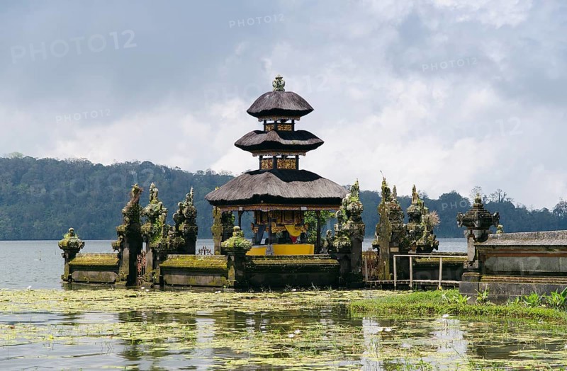 Pura Ulun Danu temple on Lake Bratan
