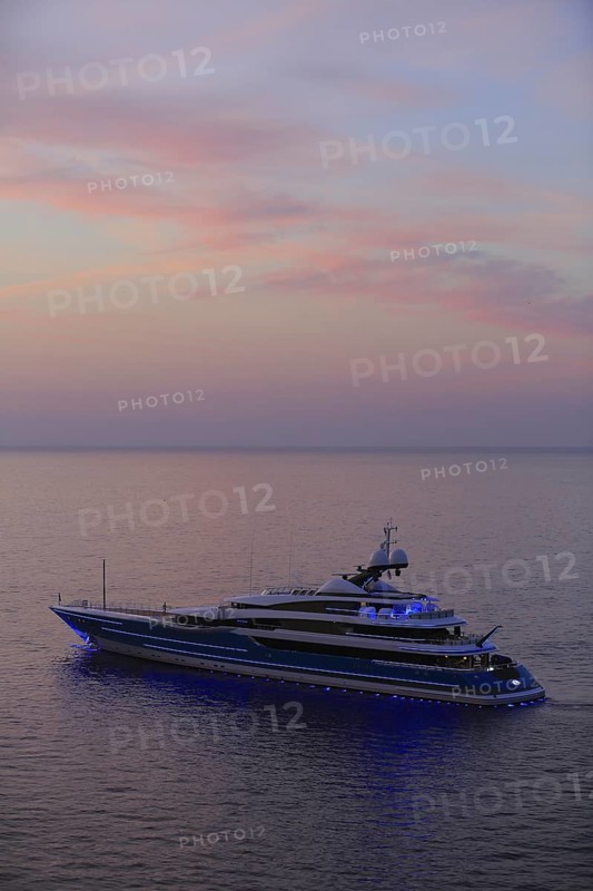 Motor yacht