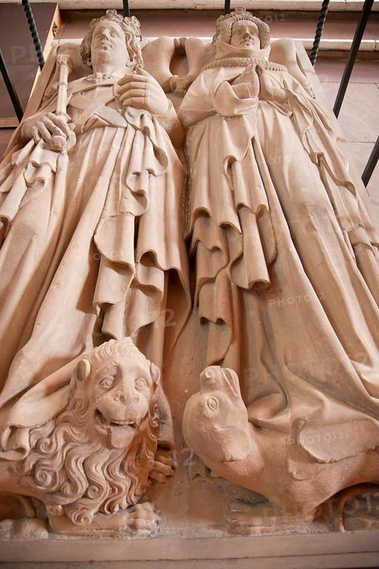 Tombs of King Rupert and Elisabeth of Nuremberg at Heiliggeistkirche