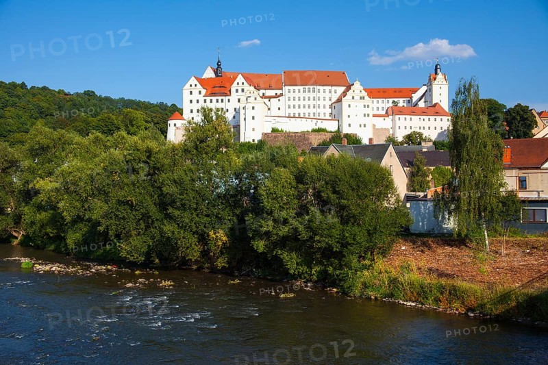 Zwickauer Mulde river with Colditz Castle