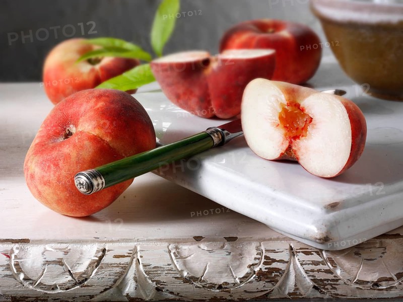 Donut peaches