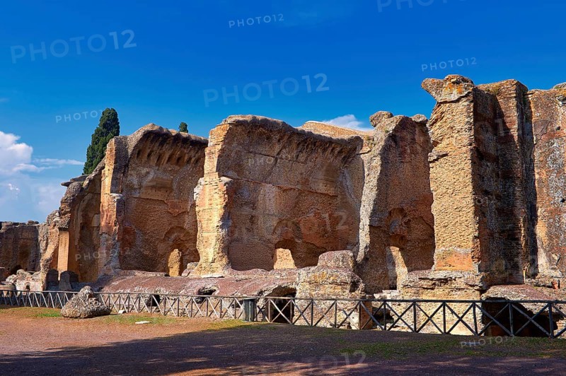 Small Thermal Baths
