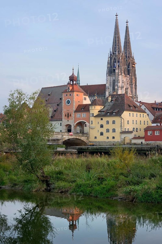 Steinerne Bruecke stone bridge
