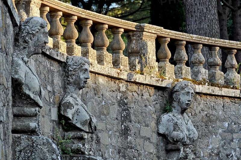 Muse figures on the Pegasus Fountain