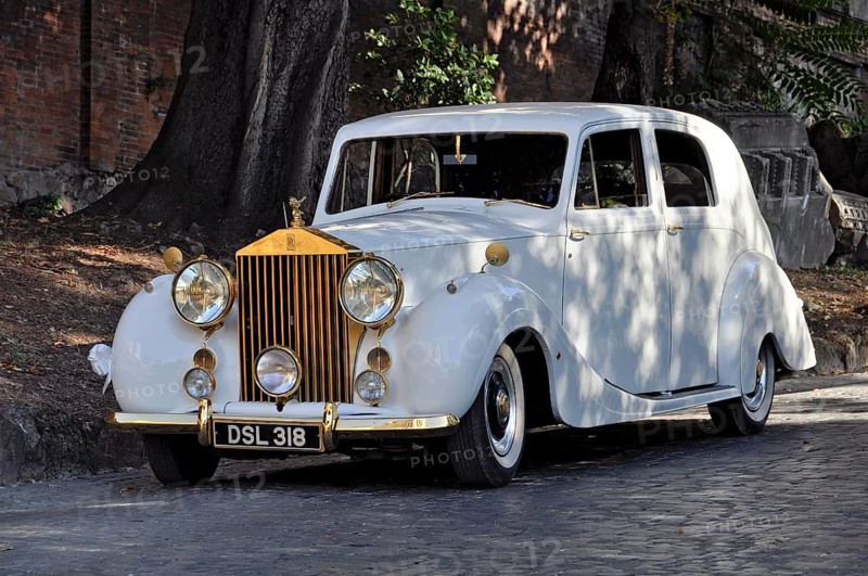 Vintage Rolls-Royce Silver Wraith Pullman limousine