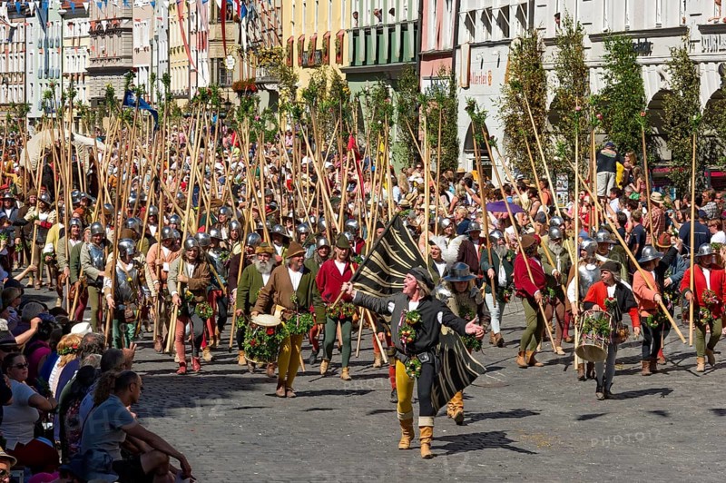 Mercenaries with lances