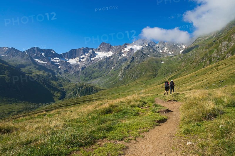 Hikers in Seewertal valley