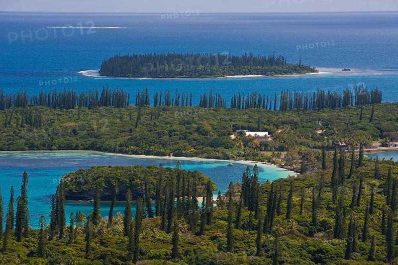 Overlooking the Ile des Pins