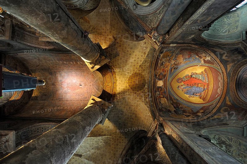 Decorated ceiling