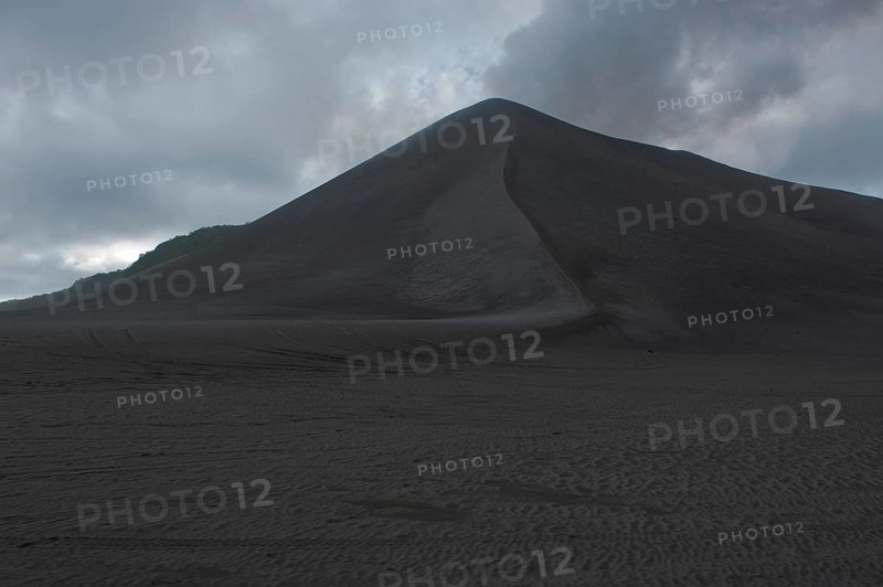 Mount Yasur volcano